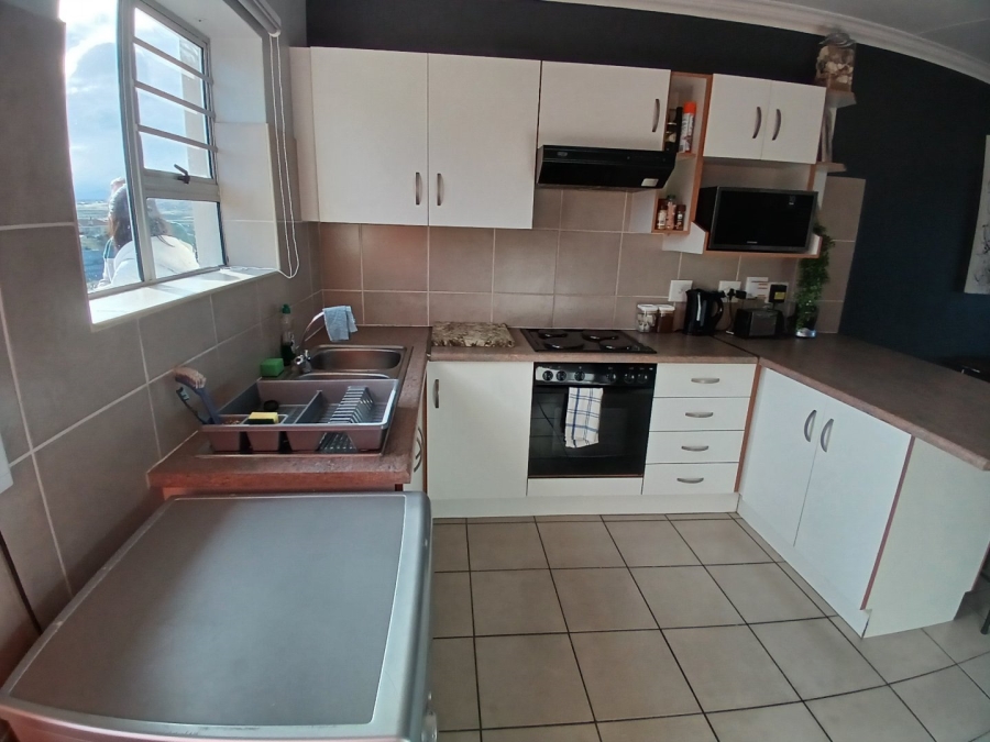 2 Bedroom Property for Sale in Hartenbos Central Western Cape